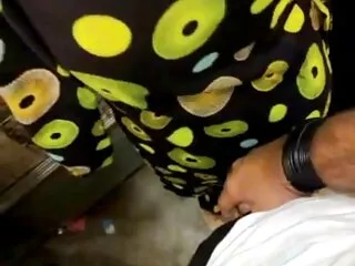 La video porni hd ragazza ha organizzato una masturbazione a un picnic