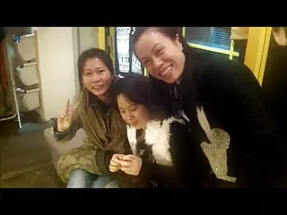 Milana lavato il suo peloso amico e rasata il video orno hd suo