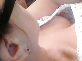 Bambino accarezza senza bambino nel xxxfilme gratis cortile