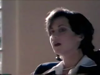 Bionda filme budoar gratis con una bella pisque si masturba da vicino