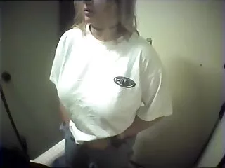 Bella ragazza russa videoporno hd si masturba da una lettera sulla strada
