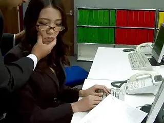 Bionda con gli occhi verdi e un ragazzo con una i migliori film porno in hd videocamera